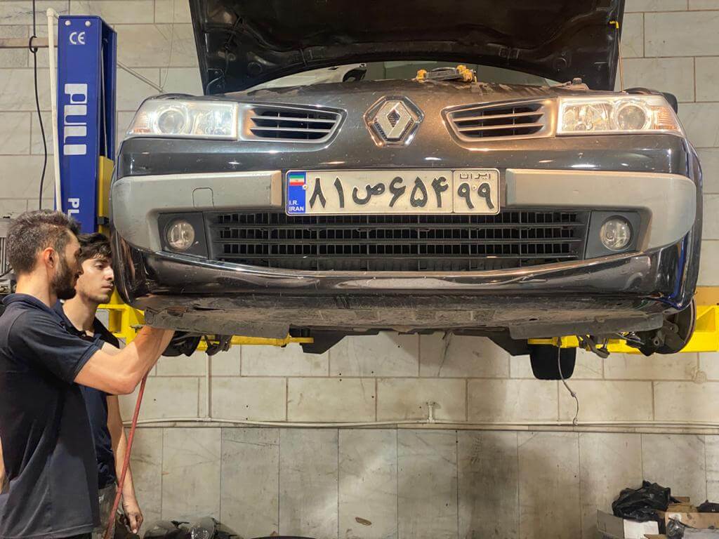 تعمیر جلوبندی مگان 