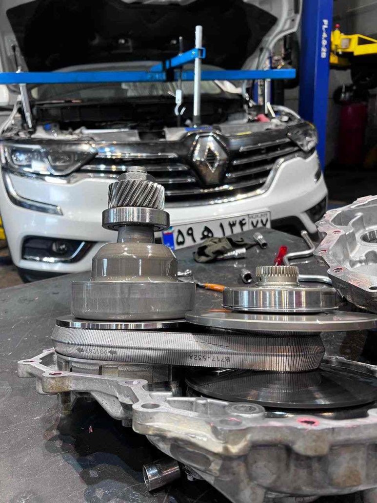 علائم خرابی گیربکس اتوماتیک بررسی ۱۳ نشانه رایج