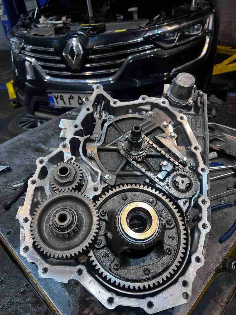 علائم خرابی گیربکس اتوماتیک بررسی ۱۳ نشانه رایج